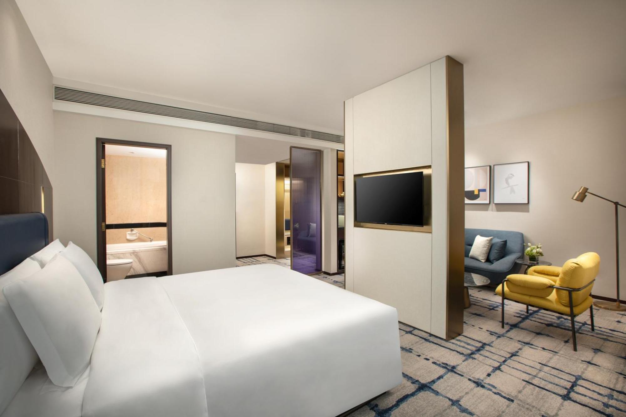 Voco Wuhan Xinhua, An Ihg Hotel Extérieur photo