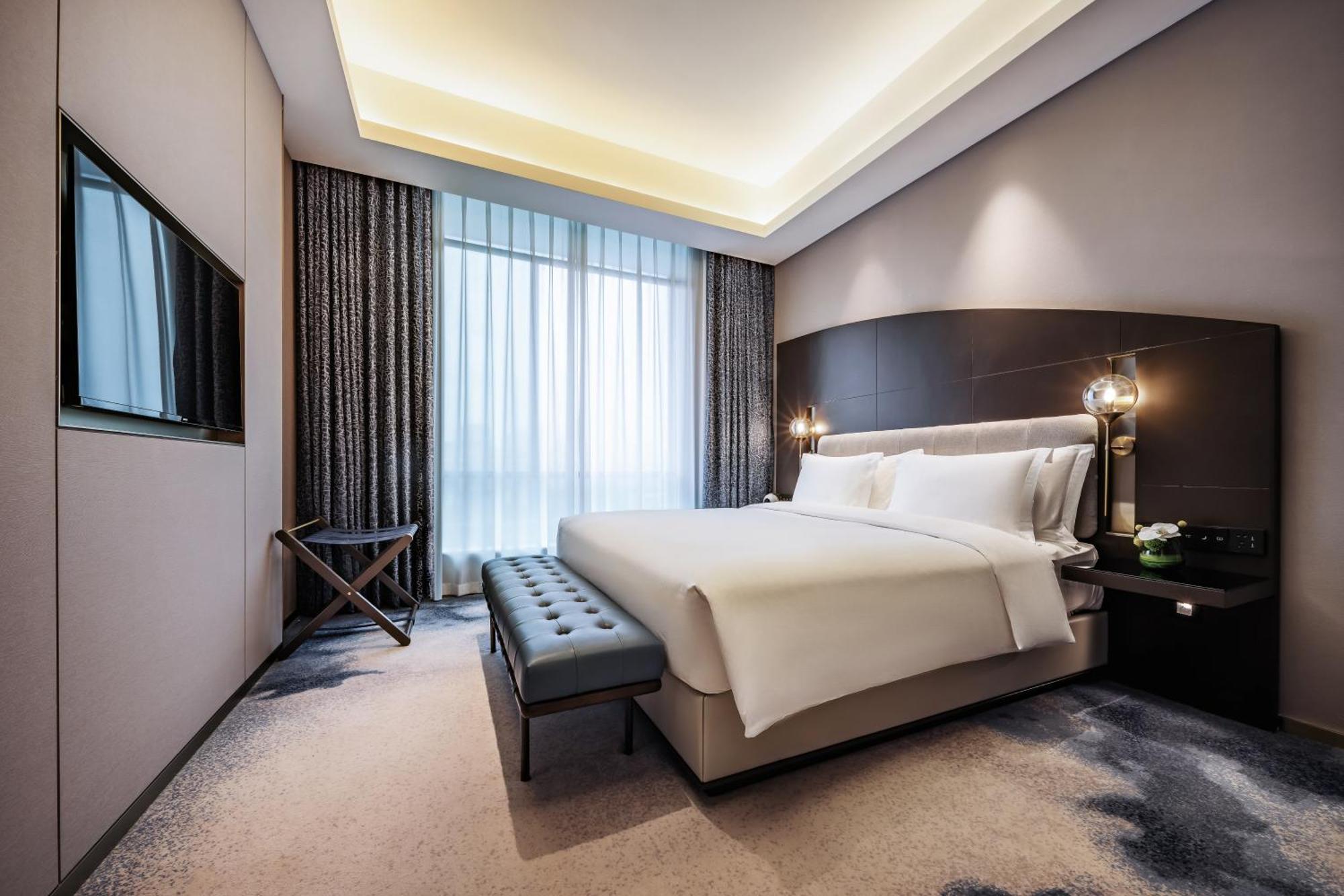 Voco Wuhan Xinhua, An Ihg Hotel Extérieur photo